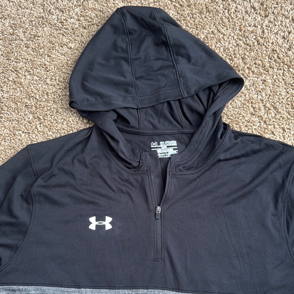 EUC Men’s Under Armour Black/Gray HeatGear Tech 1/4 Zip Pullover Hoodie Size 2XL - Picture 2 of 9